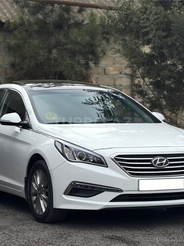Hyundai Sonata-13