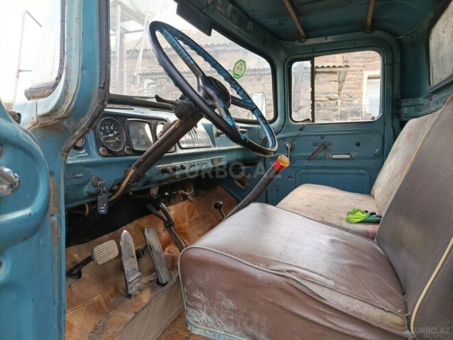 ZIL 130-3