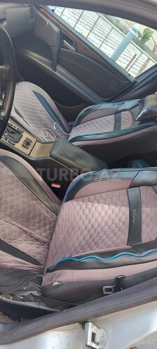 Mercedes E 220-6