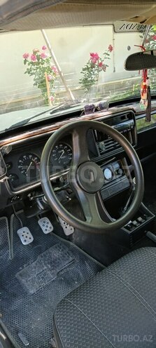 LADA (VAZ) 2107-9