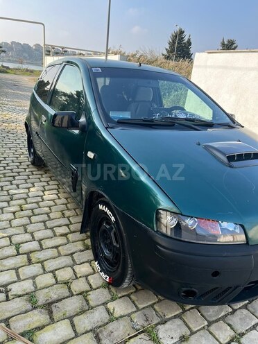 Fiat Punto-3