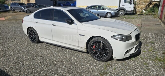 BMW 528-4