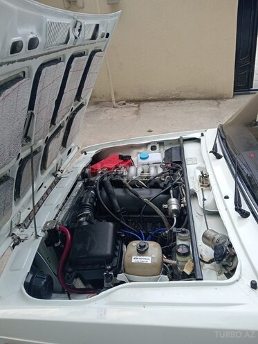 LADA (VAZ) 2107-8
