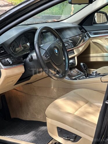 BMW 528-10