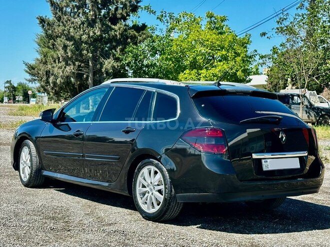 Renault Laguna-3