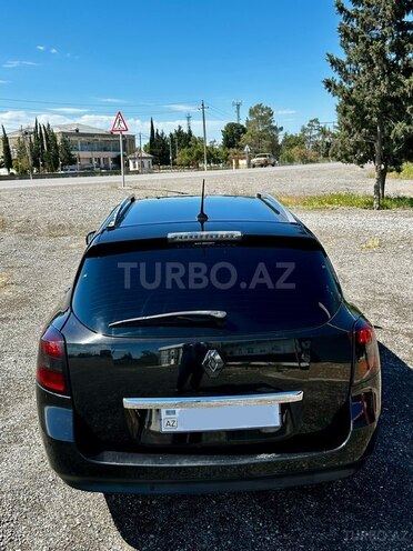 Renault Laguna-8
