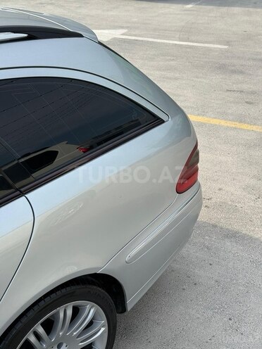 Mercedes E 220-9