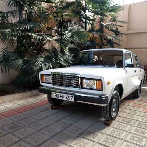 LADA (VAZ) 2107-1