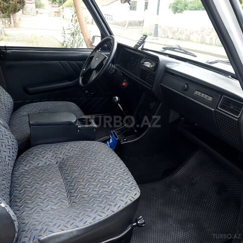 LADA (VAZ) 2107-13