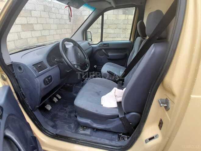 Ford Tourneo Connect-6