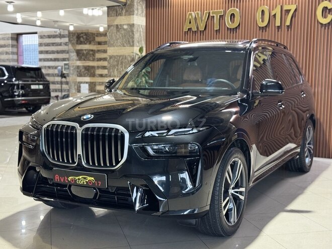BMW X7-4