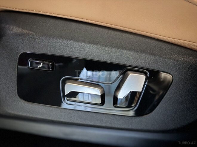 BMW X7-32