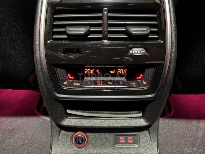 BMW X7-26