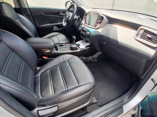 Kia Sorento-6