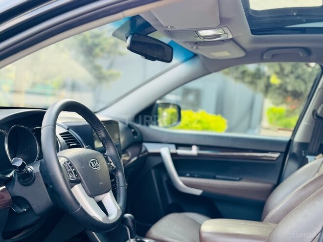 Kia Sorento-10