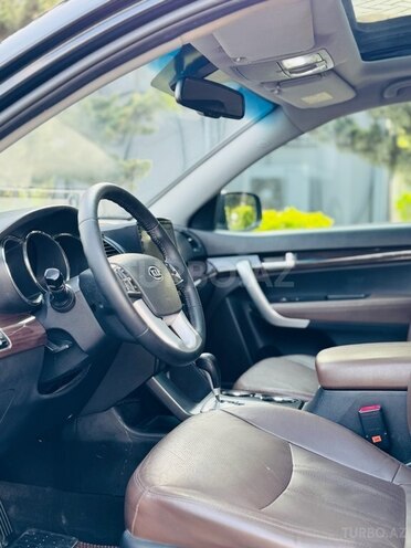 Kia Sorento-11