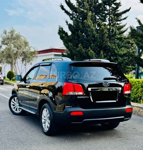 Kia Sorento-8