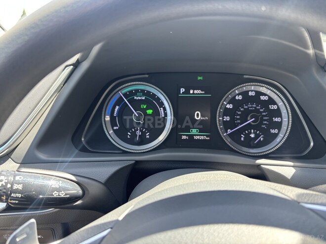 Hyundai Sonata-2