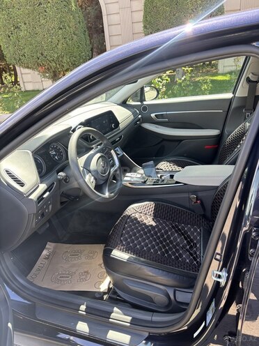 Hyundai Sonata-10