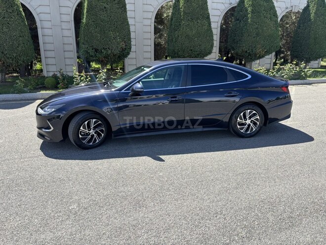 Hyundai Sonata-9