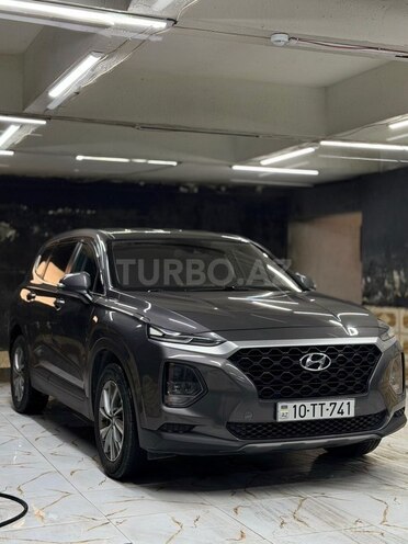Hyundai Santa Fe-1