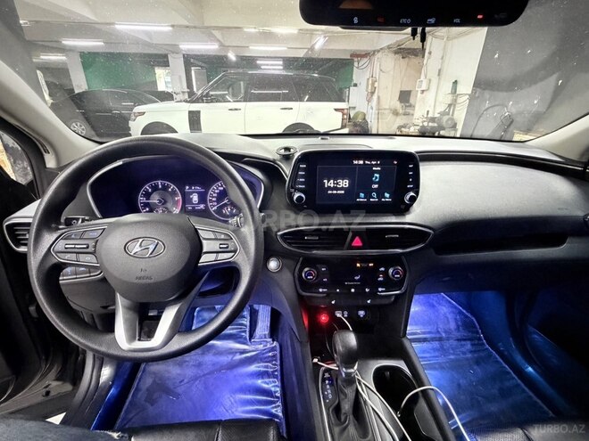 Hyundai Santa Fe-8