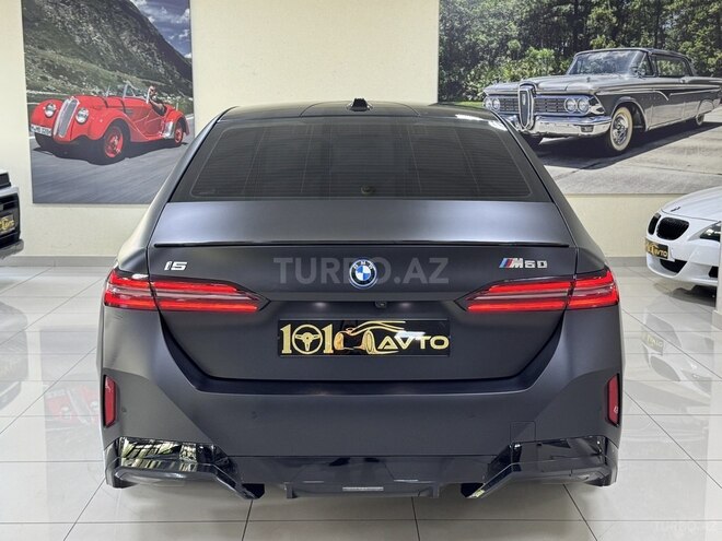 BMW i5-10