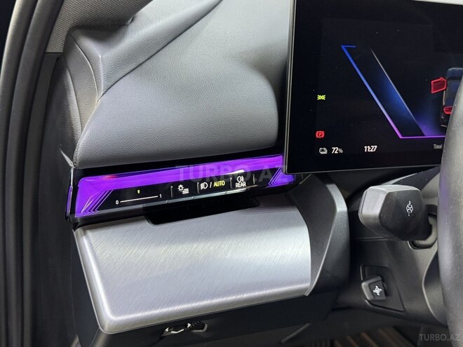 BMW i5-16