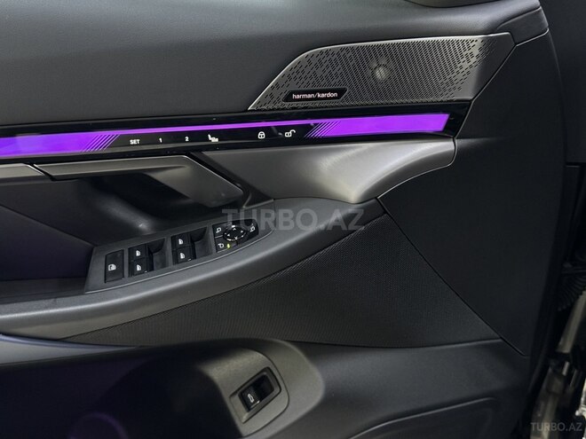 BMW i5-18