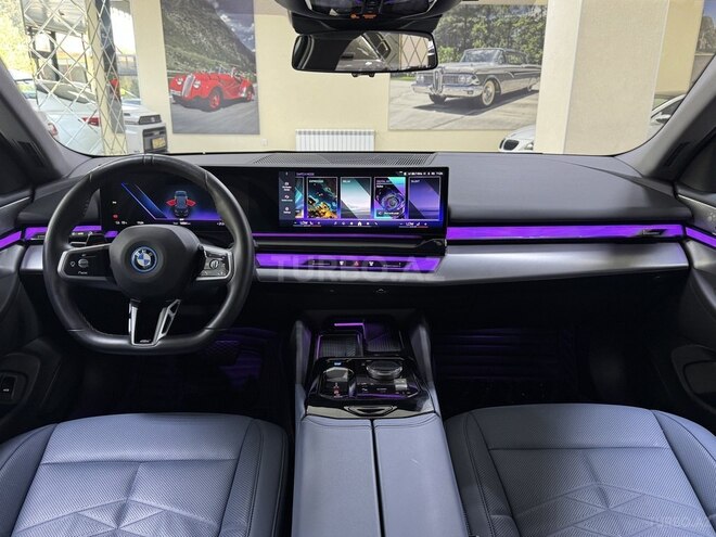 BMW i5-11