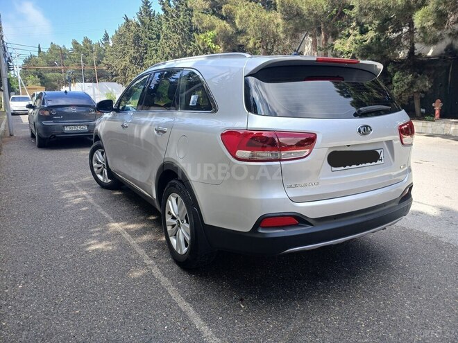 Kia Sorento-10
