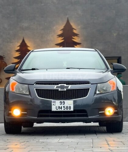 Chevrolet Cruze-1