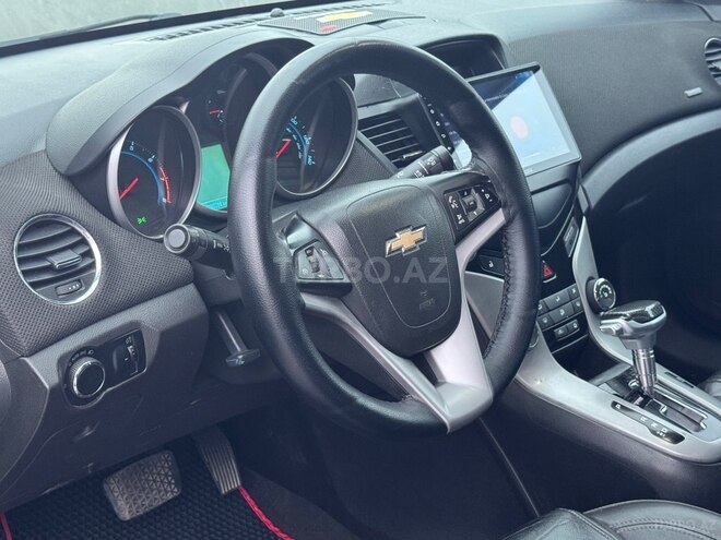 Chevrolet Cruze-9