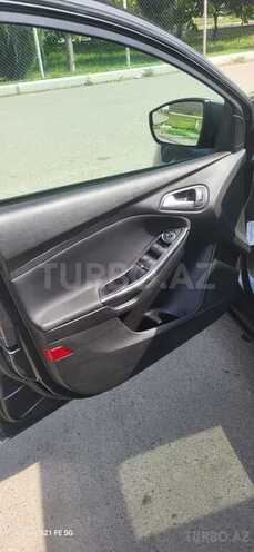 Ford Focus-9