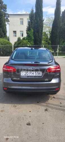 Ford Focus-6