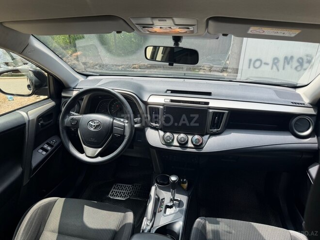 Toyota RAV4-5