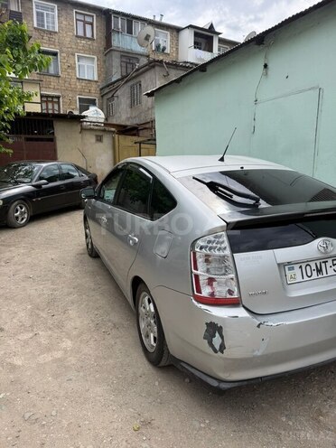 Toyota Prius-6