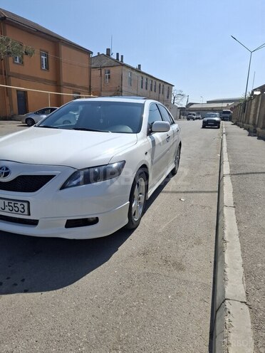 Toyota Camry-7
