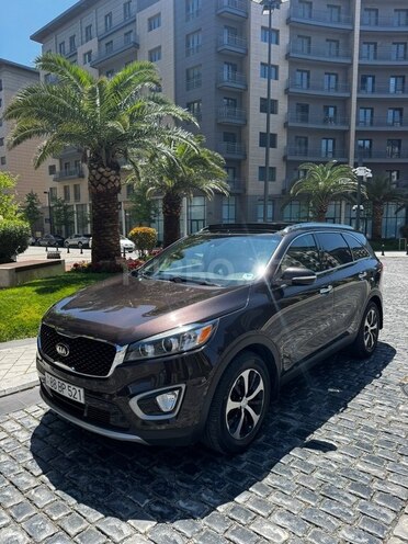 Kia Sorento-8