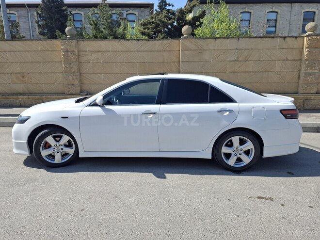 Toyota Camry-12