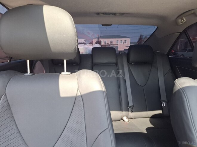 Toyota Camry-17