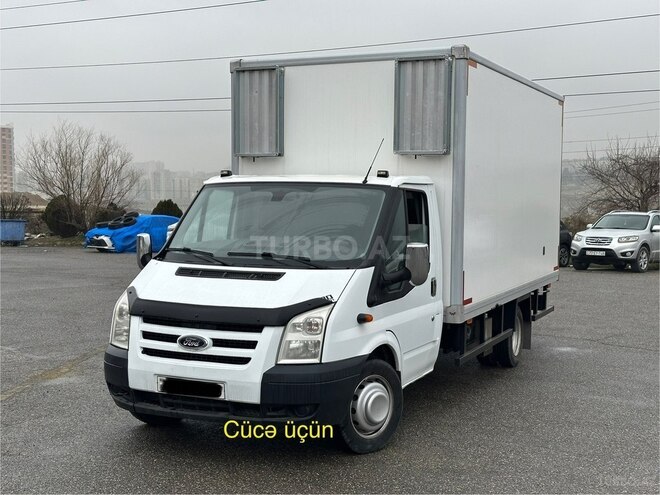 Ford Transit-1