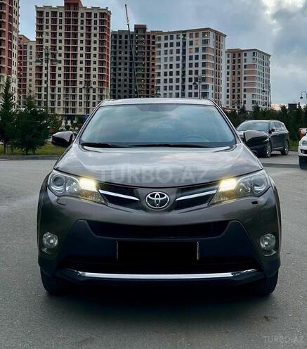 Toyota RAV4-1