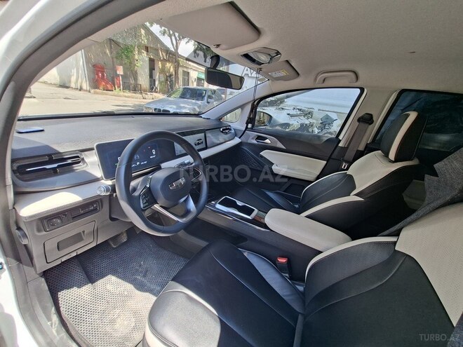 Geely Geometry E-3
