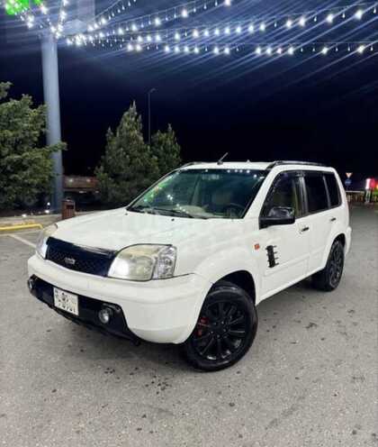 Nissan X-Trail-1