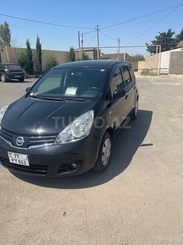 Nissan Note-2