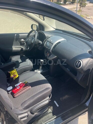Nissan Note-7