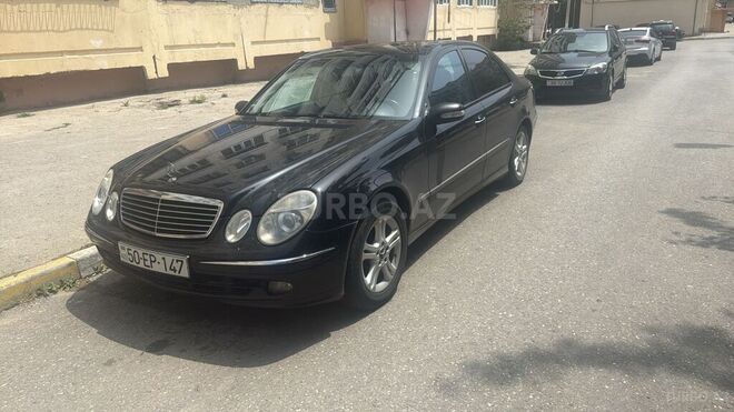 Mercedes E 220-2