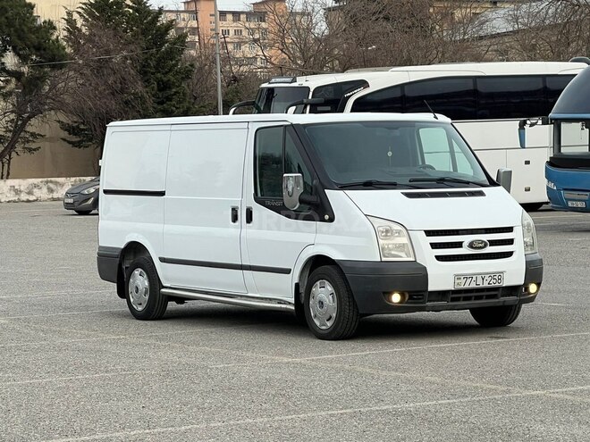 Ford Transit-2