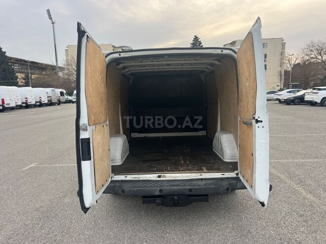 Ford Transit-5